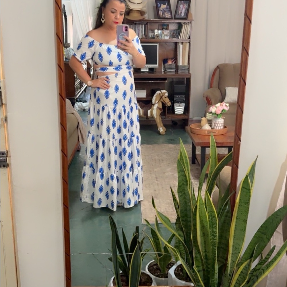 SHEIN White and Blue Patterned Backless Dress